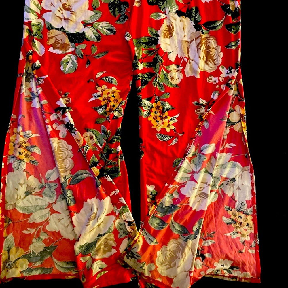 Elegant Floral Red Jumpsuit - Picture 7 of 13